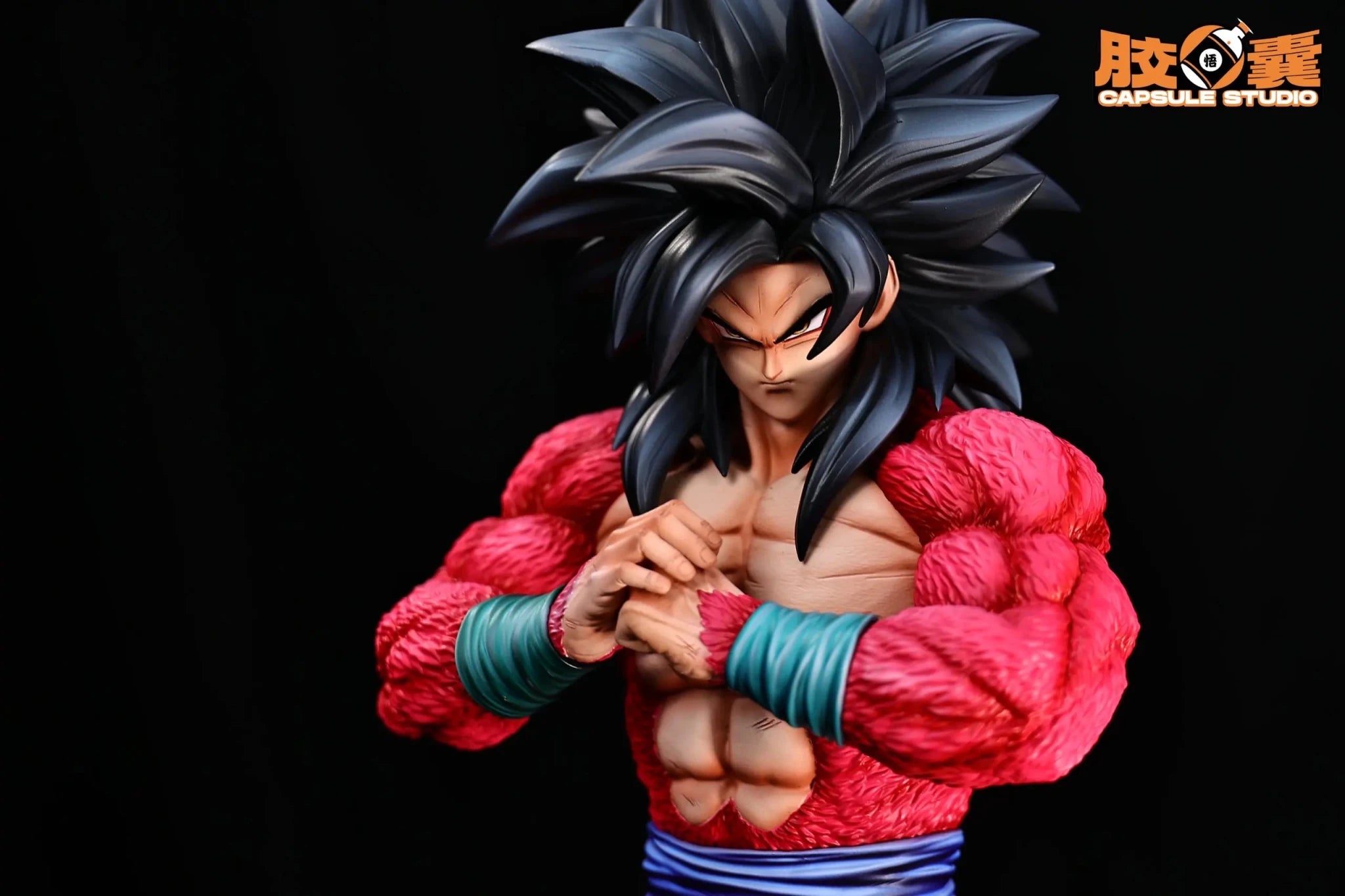 Capsule Studio - Dragon Ball Super Saiyan 4 Goku Clasps His Fists resin statue Navy Toys anime figure