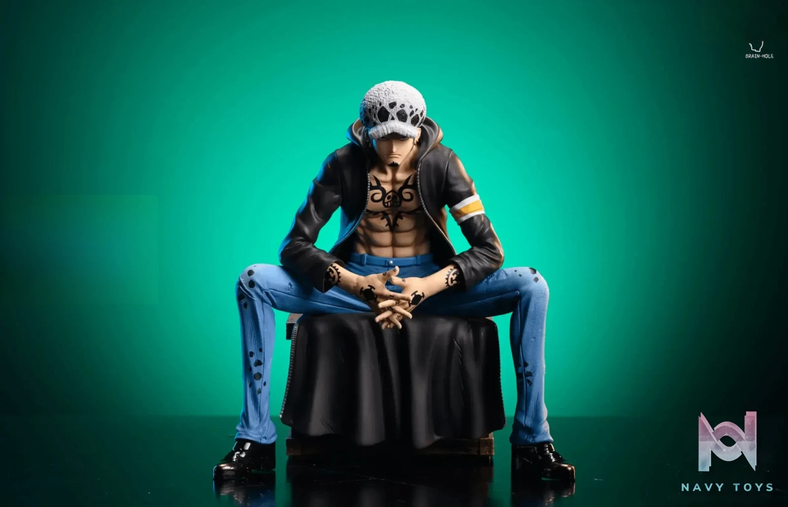 Brain-Hole Studio – One Piece Seated Trafalgar D. Water Law