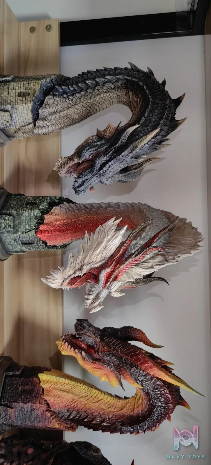 Dragon Frontier Studio – Monster Hunter White Fatalis Head Sculpture