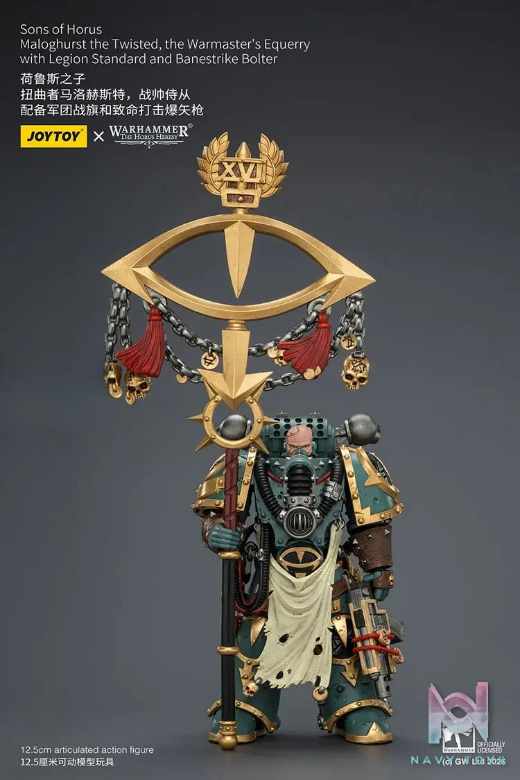 JOYTOY – Sons of Horus Maloghurst the Twisted, the Warmaster’s Equerry with Legion Standard and Banestrike Bolter JT04339 (Licensed)