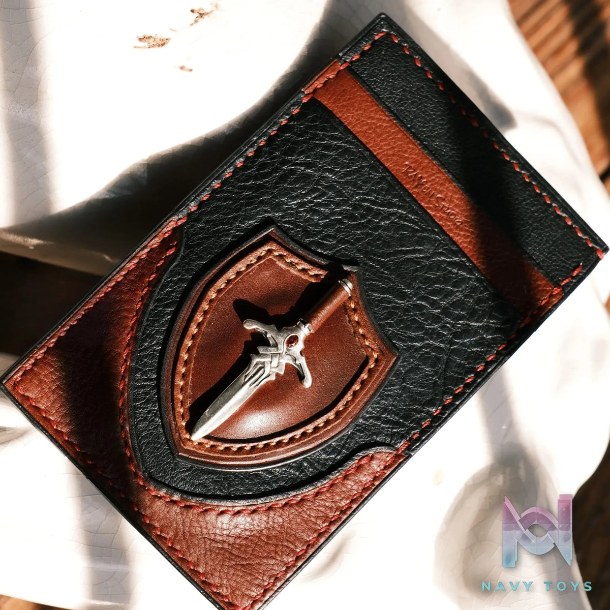 Raven Studio (silver jewelry) – Original “Holy Sword Mountain” Card Holder Original