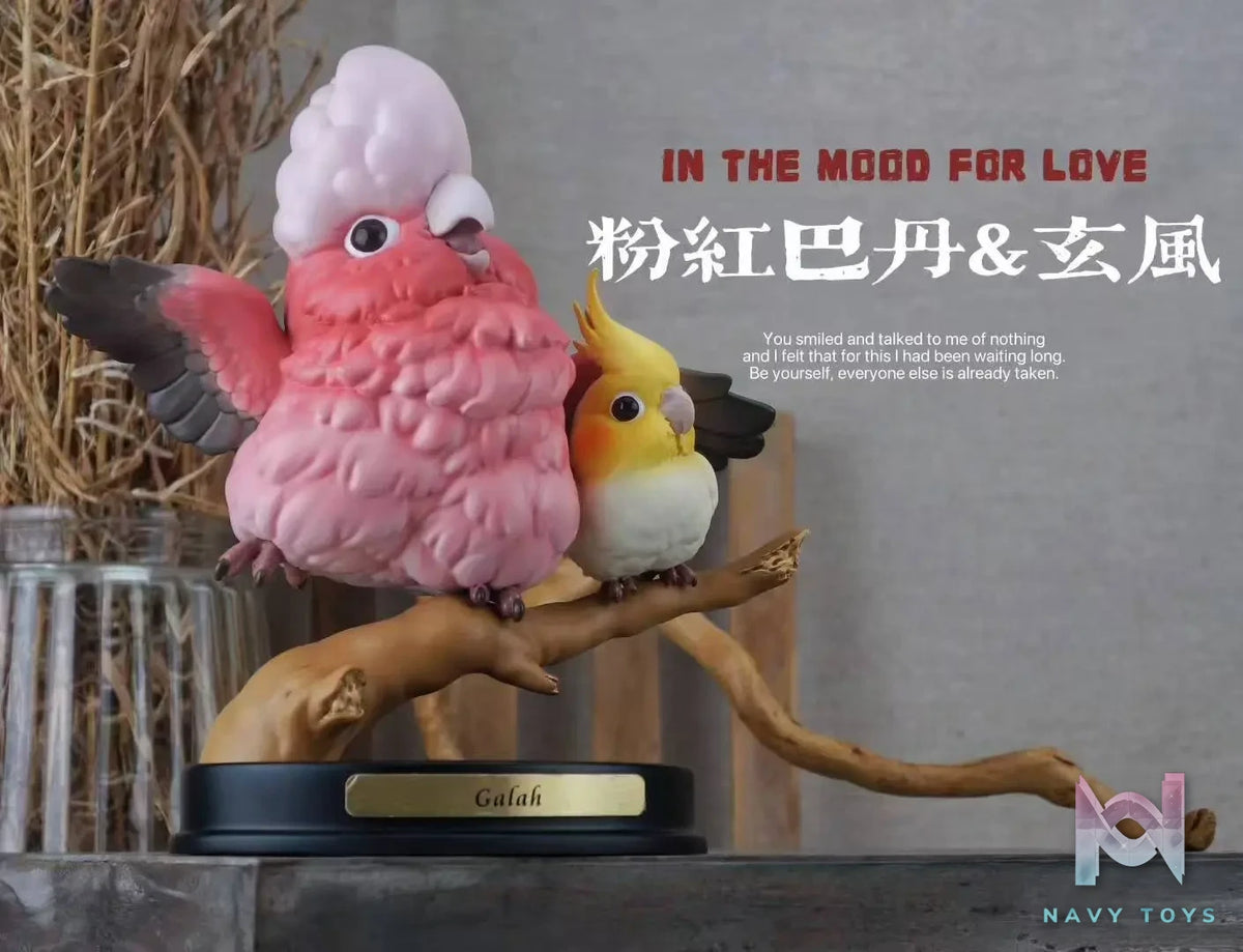 Natural Science Book Studio – Special Edition Gathering of Parrots (Licensed)