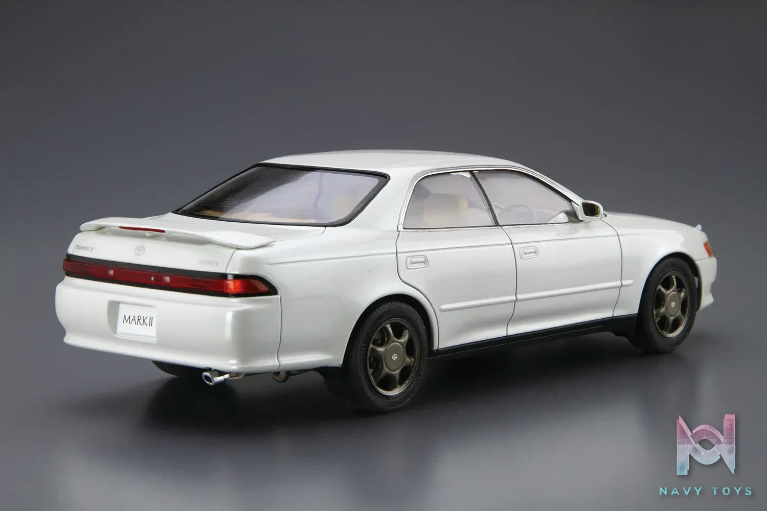 AOSHIMA – 1/24 Scale Car Model #15 (Licensed)