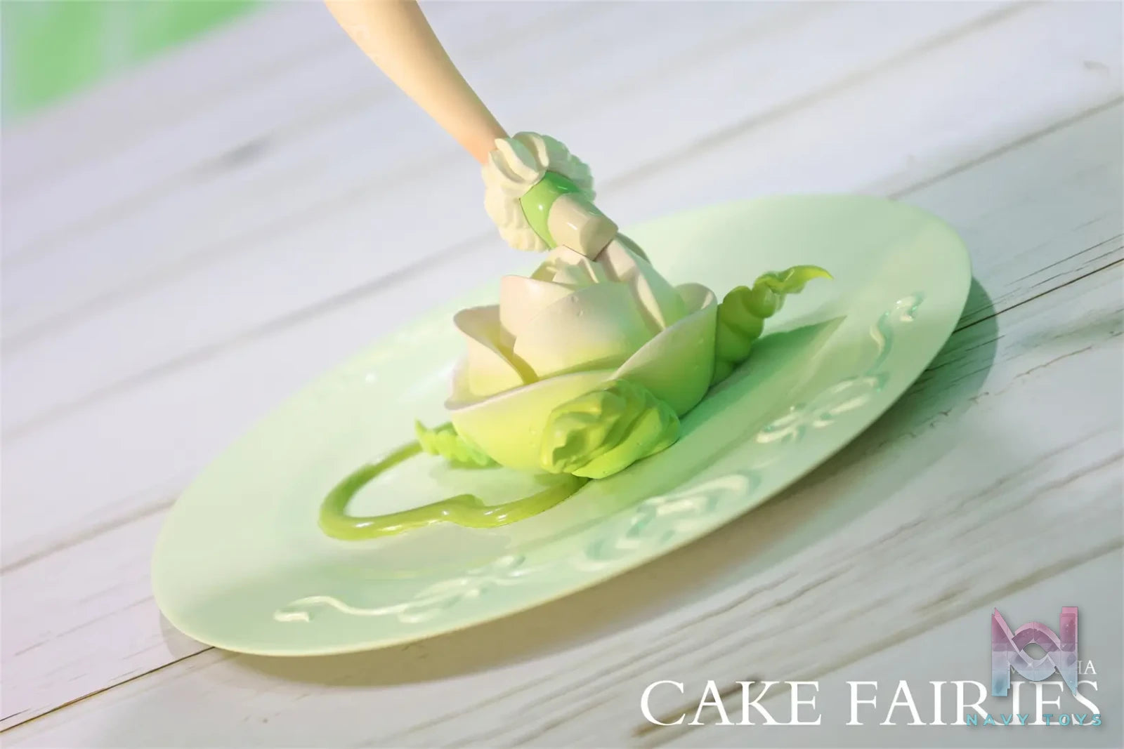 WeArtDoing Studio – Cake Fairies Strawberry & Matcha (Licensed)
