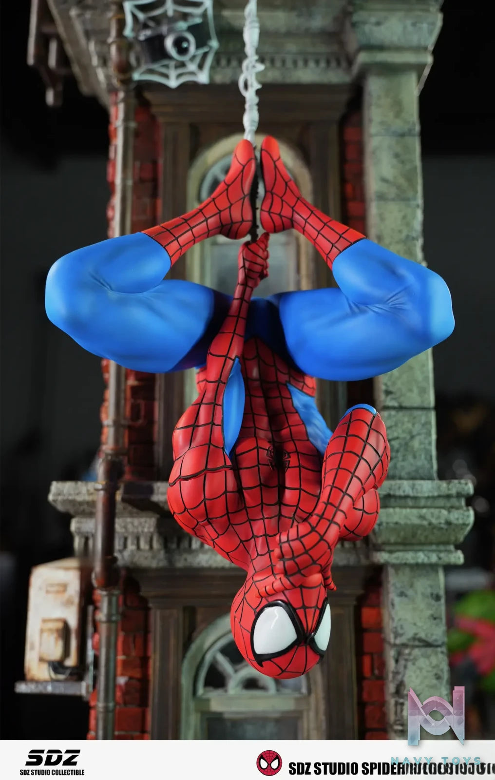 SDZ Studio – Marvel Upside down Spider Man