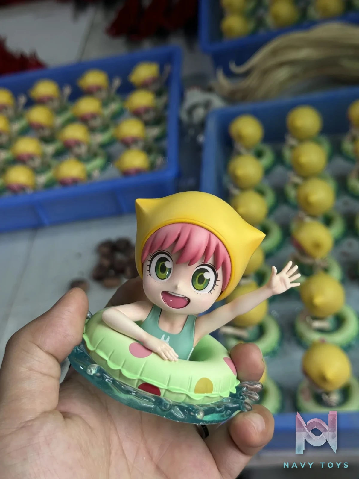 WakuWaku Studio – SPYxFAMILY Anya Forger with swimming ring
