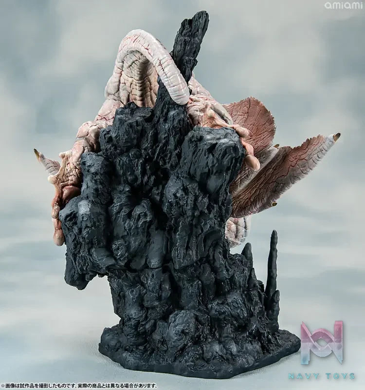 CAPCOM Studio – Capcom Figure Builder Creator’s Model Strange Wyvern Khezu Complete Figure (Licensed)