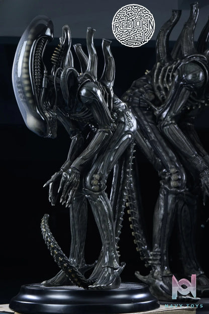 Reborn Studio – Alien Bowing Alien
