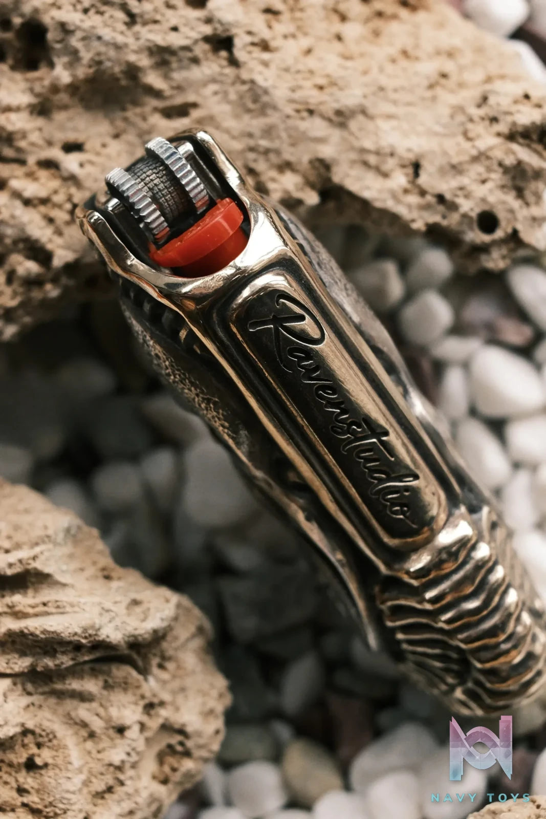 Raven Studio (silver jewelry) – Misty Fire Handmade Silver BIC J5 Lighter Case Original