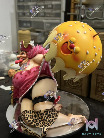 BT Studio – One Piece Big Mom Charlotte Linlin