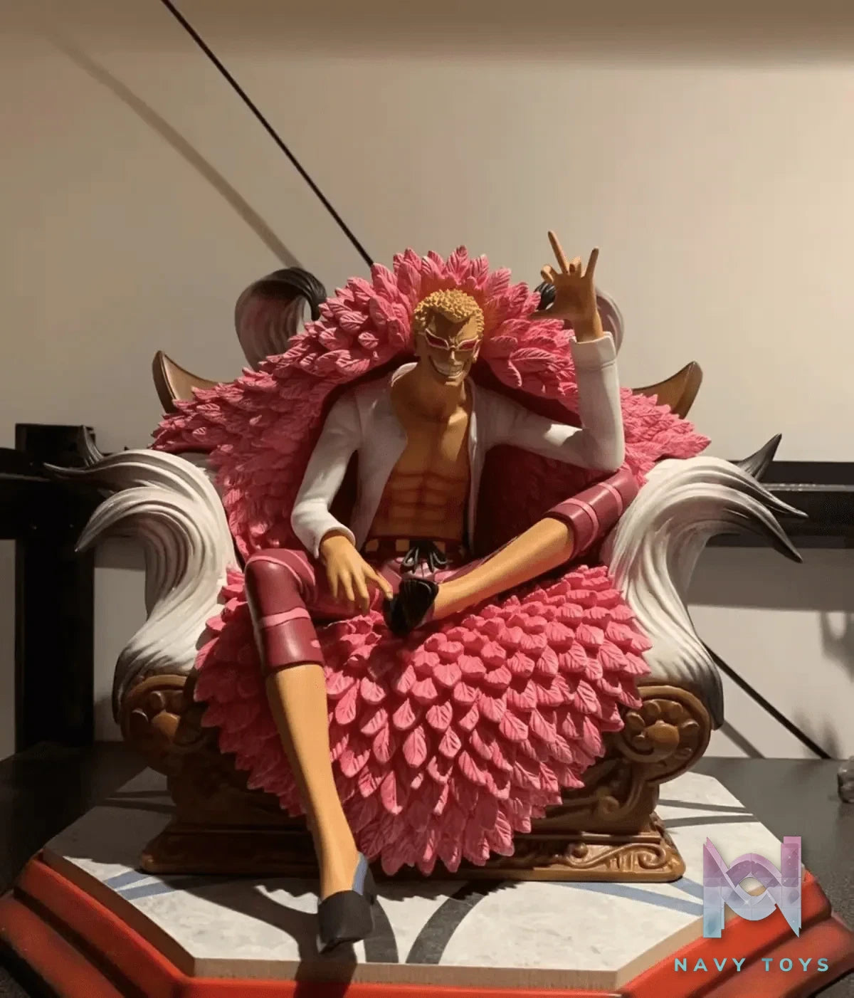 Hong Man Bar Studio - One Piece Seated Donquixote Doflamingo resin statue Navy Toys anime figure