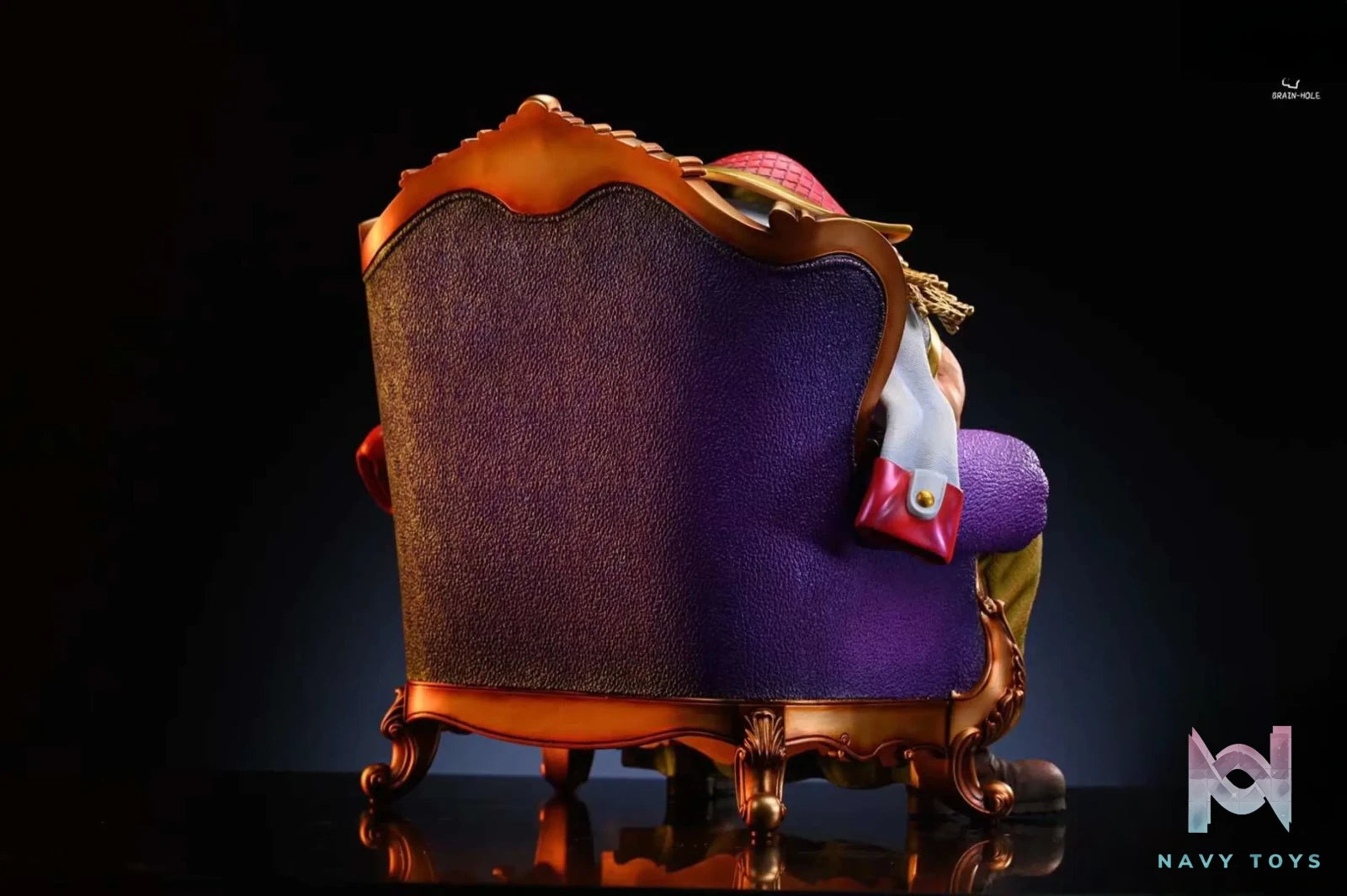 Brain-Hole Studio – One Piece Seated Edward Newgate