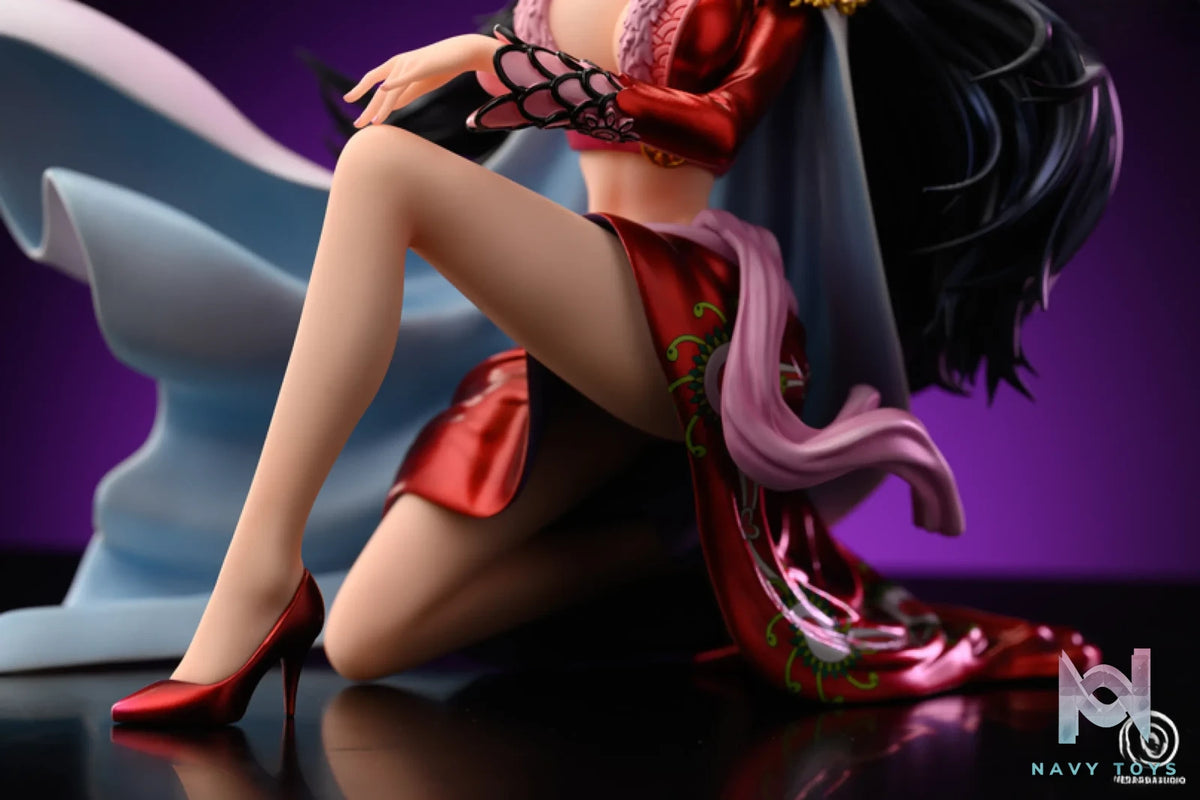 NEIJUAN Studio – One Piece Squat Boa Hancock