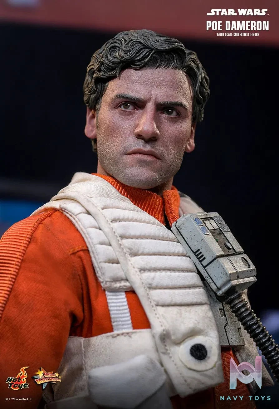 Hottoys – Star Wars: The Force Awakens Poe Dameron MMS806 (Licensed)
