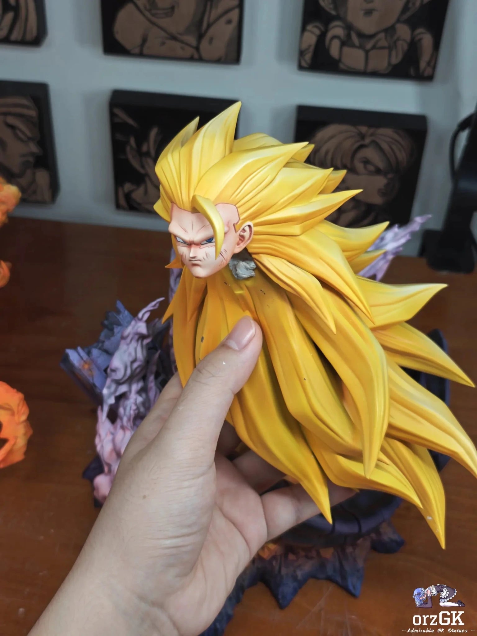 FXW Studio - Super Saiyan 3 Goku Dragon Ball resin statue Navy Toys anime figure