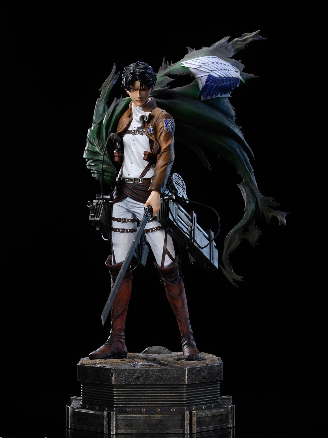 Levi Ackerman & Erwin Smith - Attack On Titan - JR Studio resin statue JR Studio anime figure