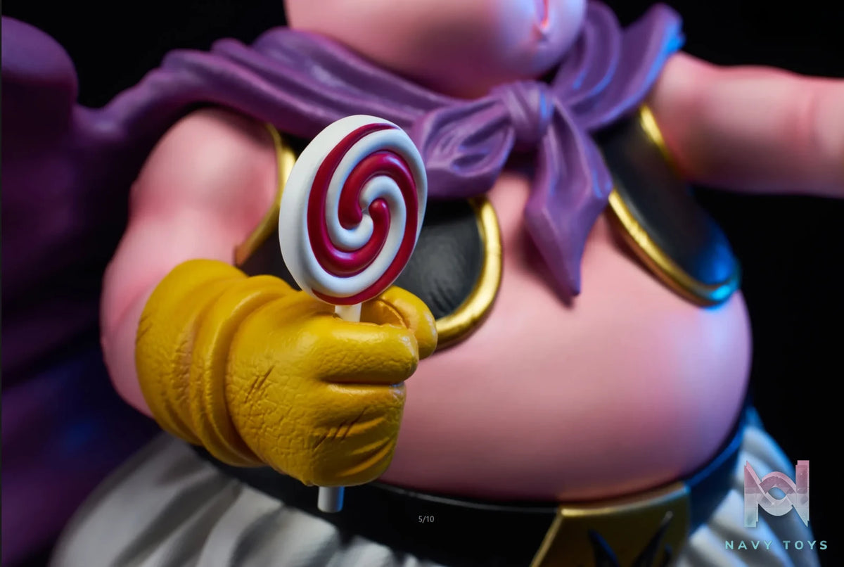 2% Studio – Dragon Ball Fat Buu holding a lollipop