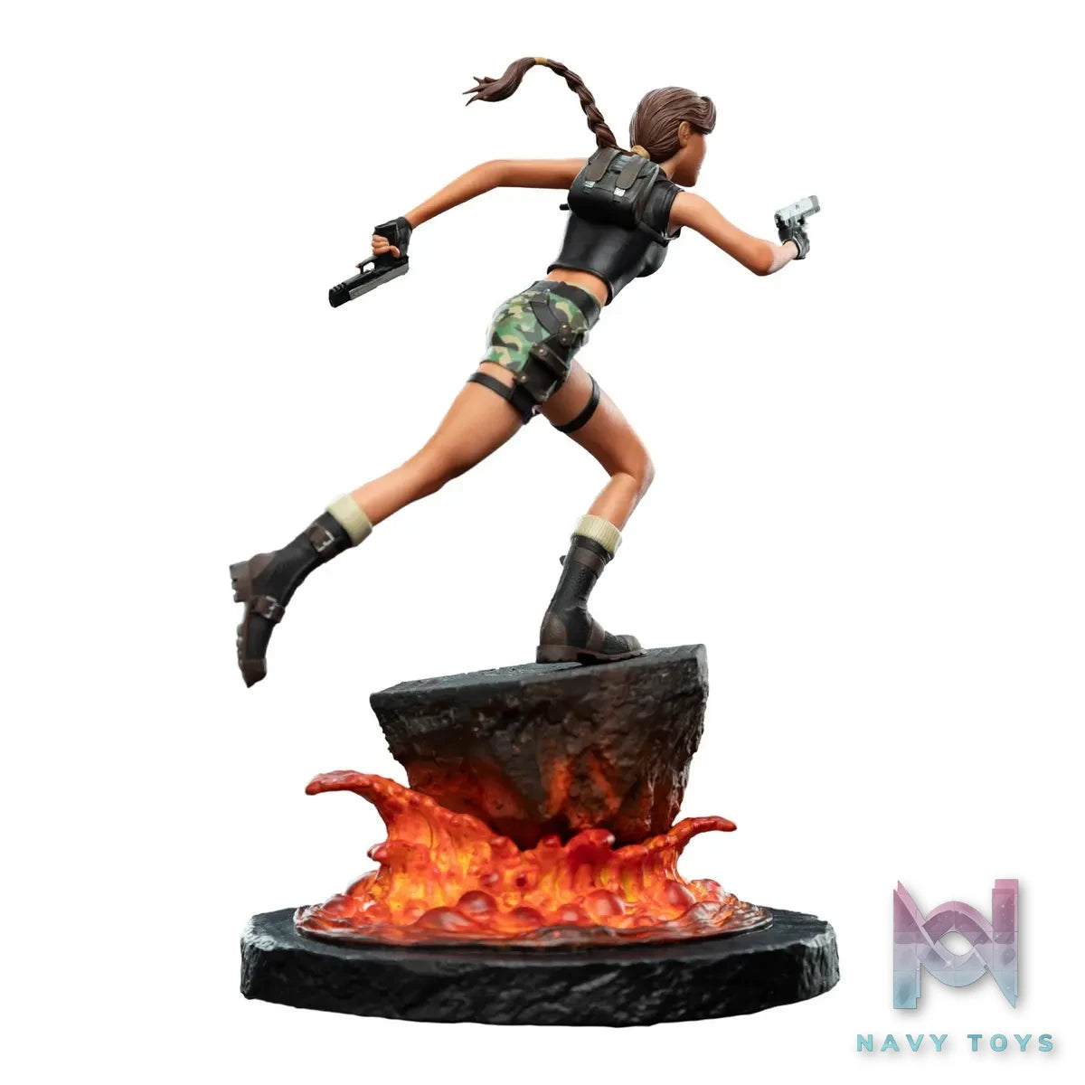 WETA Workshop Studio – Miniature Statue – Lara Croft: The Sanctuary of Flame 89-01-04837 (Licensed)