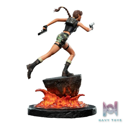 WETA Workshop Studio – Miniature Statue – Lara Croft: The Sanctuary of Flame 89-01-04837 (Licensed)