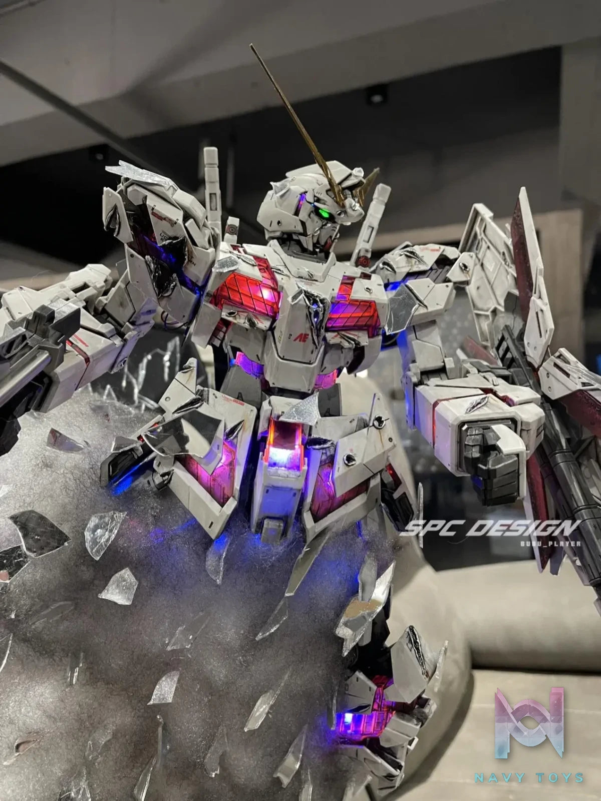 SPC DESIGN Studio – Gundam Series Broken Mirror Series RX-0 Unicorn Gundam