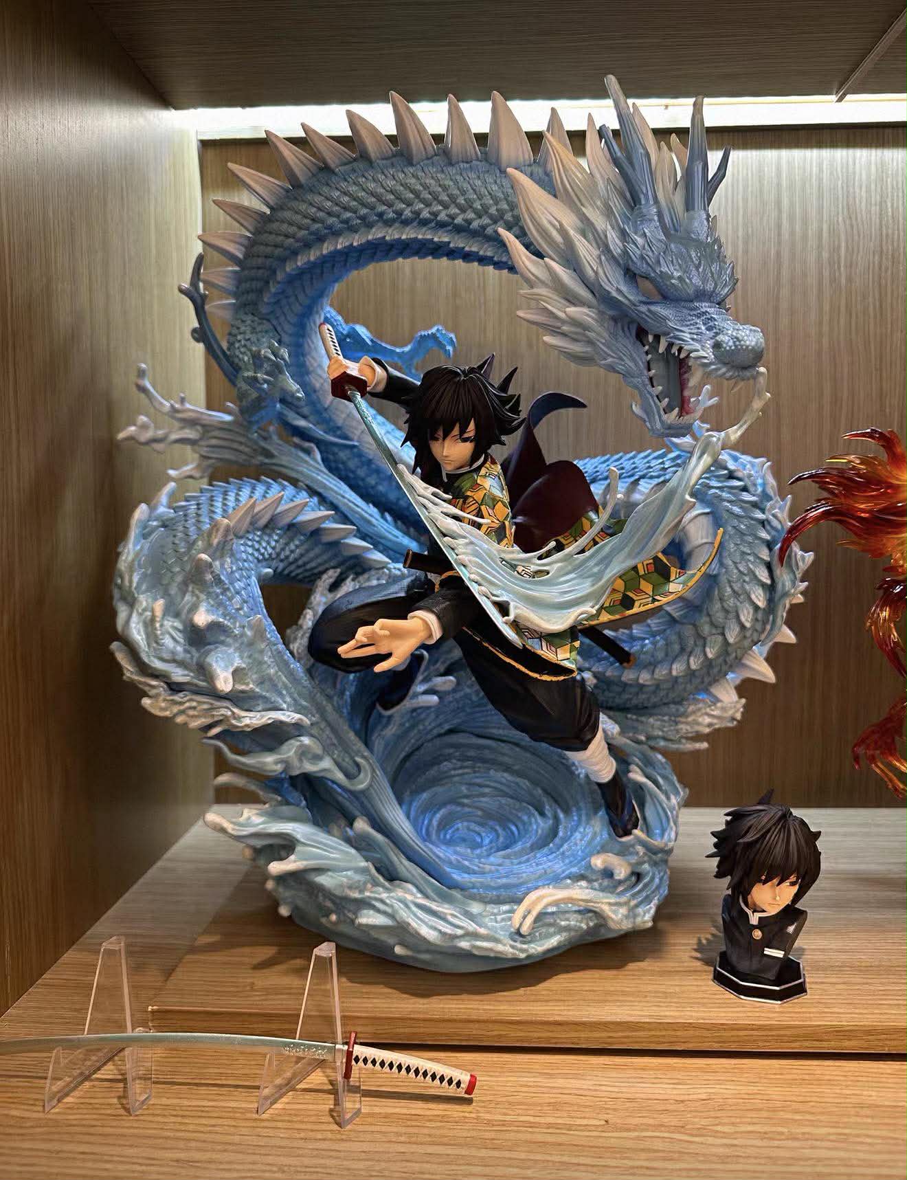 Tomioka Giyuu - Kimetsu No Yaiba - YYGK Studio ( Sale 50%) resin statue Navy Toys anime figure