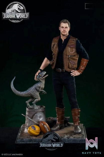 INFINITY Studio – Jurassic World 2 Owen Grady & Little Blue (Licensed)