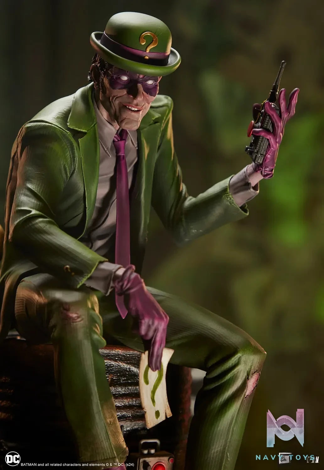 Sideshow Collectibles – DC The Riddler Premium Format Figure 300892 (Licensed)