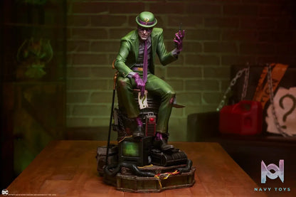 Sideshow Collectibles – DC The Riddler Premium Format Figure 300892 (Licensed)