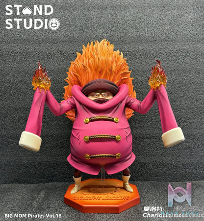 Stand Studio – One Piece Big Mom Pirates #16 Charlotte Basskarte