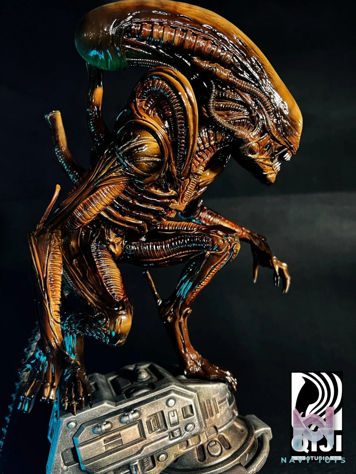 QiJi Studio – Alien 1/6 Scale Alien