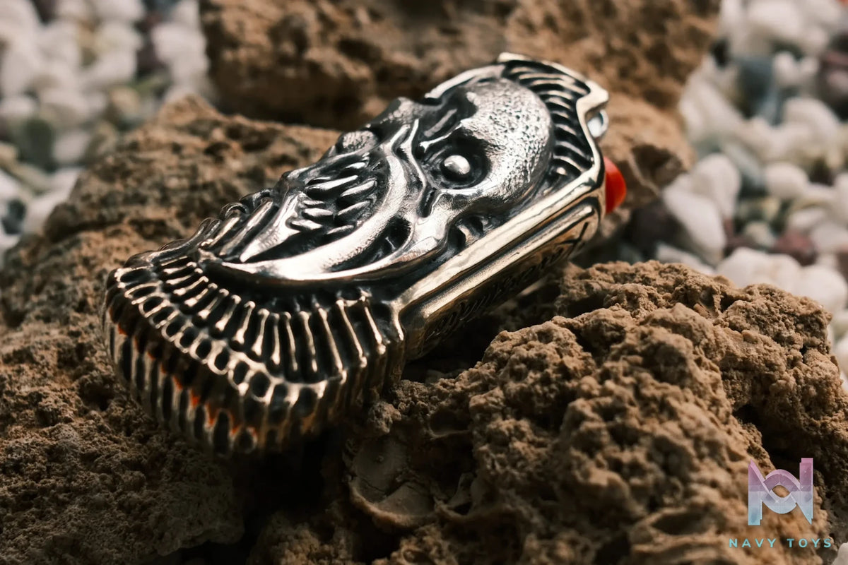 Raven Studio (silver jewelry) – Misty Fire Handmade Silver BIC J5 Lighter Case Original