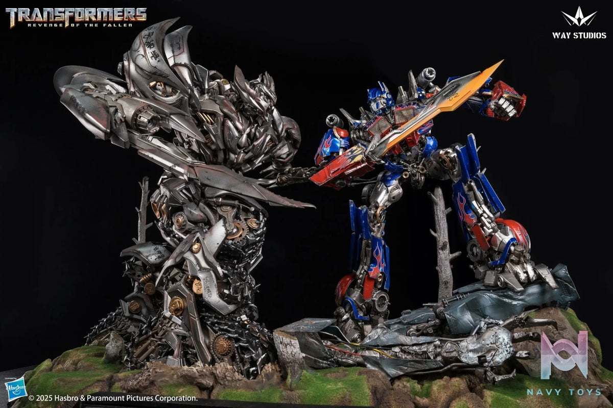 WAY Studio – Transformers: Revenge of the Fallen Series Optimus Prime vs Megatron Scene Statue (Licensed)