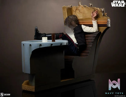 Sideshow Collectibles – Star Wars Han Solo: Sorry About the Mess Statue 300882 (Licensed)