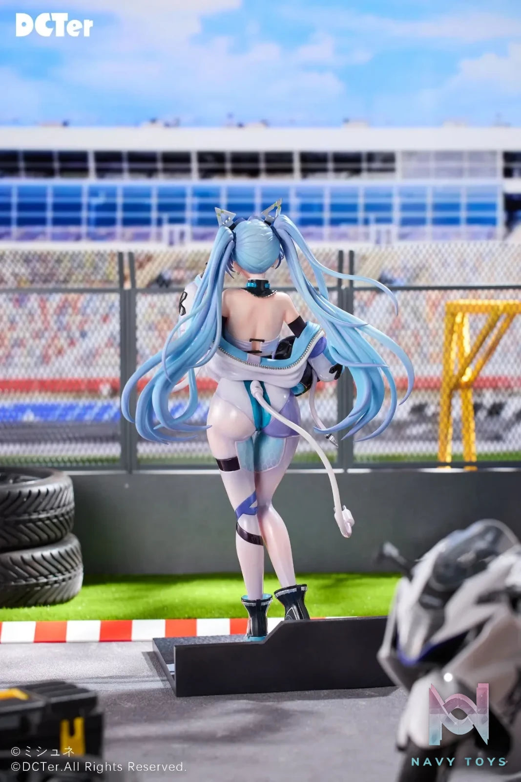DCTer – 1/7 Motorcycle Girl Aila (Licensed)