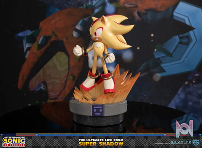 First 4 Figures – Sonic The Hedgehog – The Ultimate Life Form: Shadow the Hedgehog X Super Shadow (Licensed)