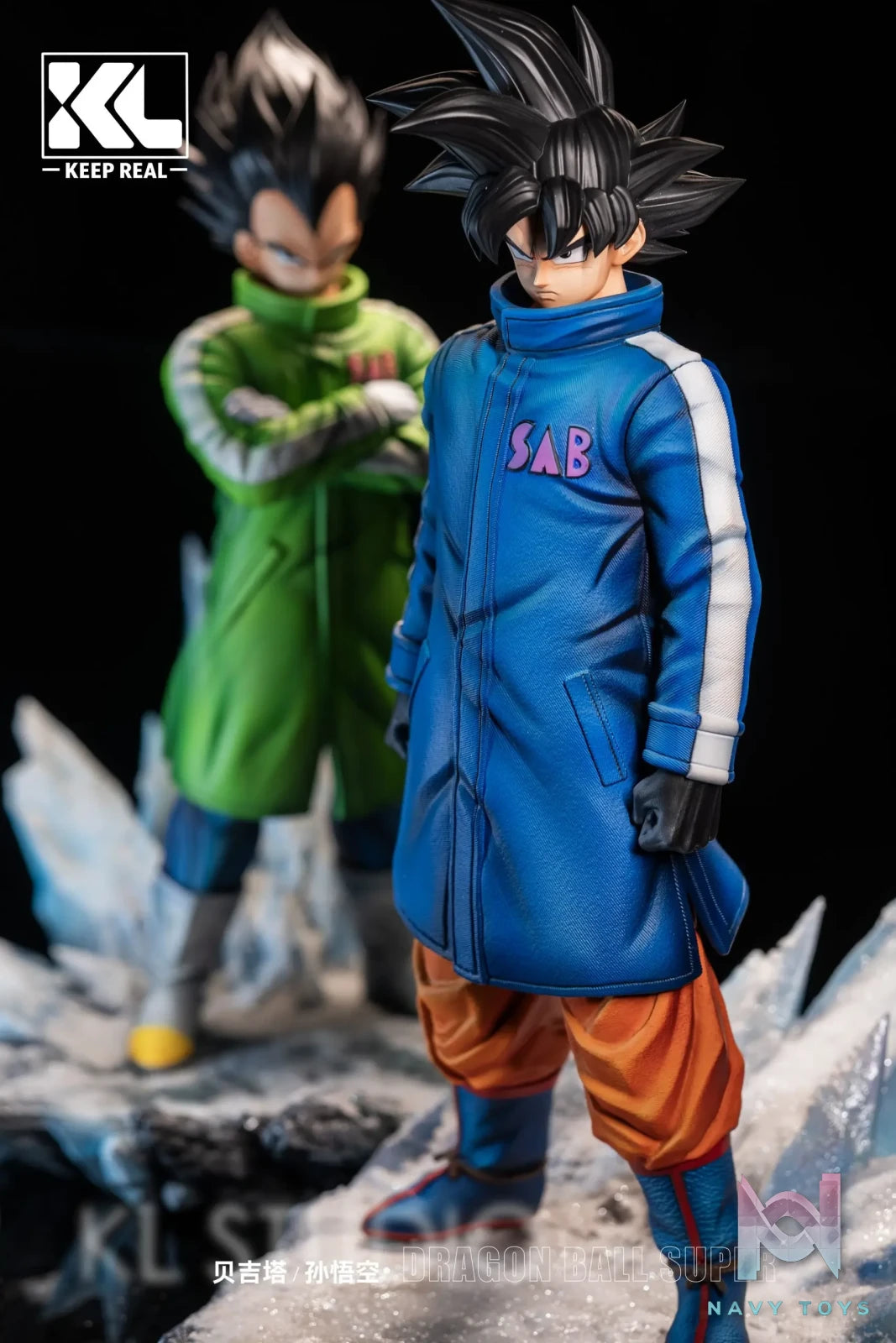 Keepreal Studio – Snowsuit Goku X Snowsuit Vegeta Dragon Ball