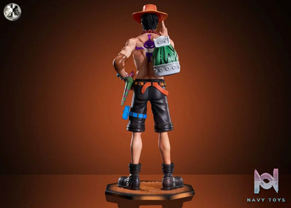 Clone Studio – One Piece Whitebeard Pirates Captain Series 015 Marco 016 Portgas D. Ace