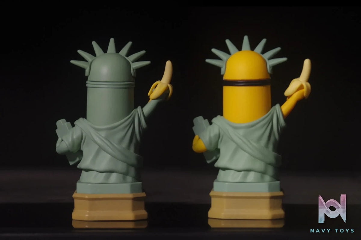 COP Studio – Despicable Me Minions Cos Statue of Liberty