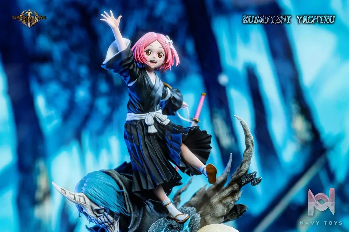 I.W Studio - Bleach Thirteenth Division Series 2 Kusajishi Yachiru resin statue Navy Toys anime figure