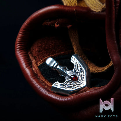 Raven Studio (silver jewelry) – Exclusive Beetle Arrow Pendant JOJO