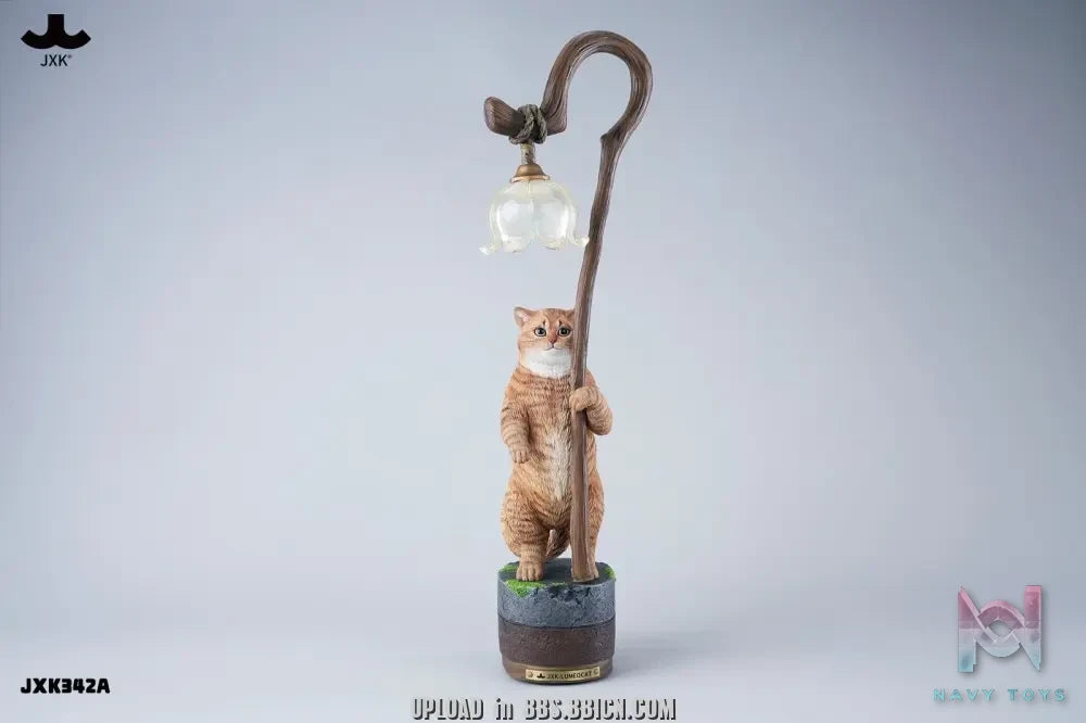 JXK – Lily of the Valley Reflecting a Cat JXK342 (Licensed)