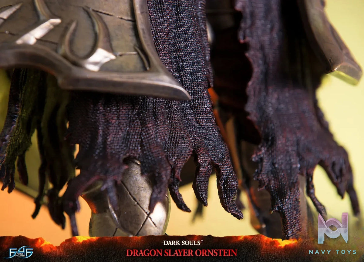 First 4 Figures – Dark Souls Dragon Slayer Ornstein DSORNR (Licensed)