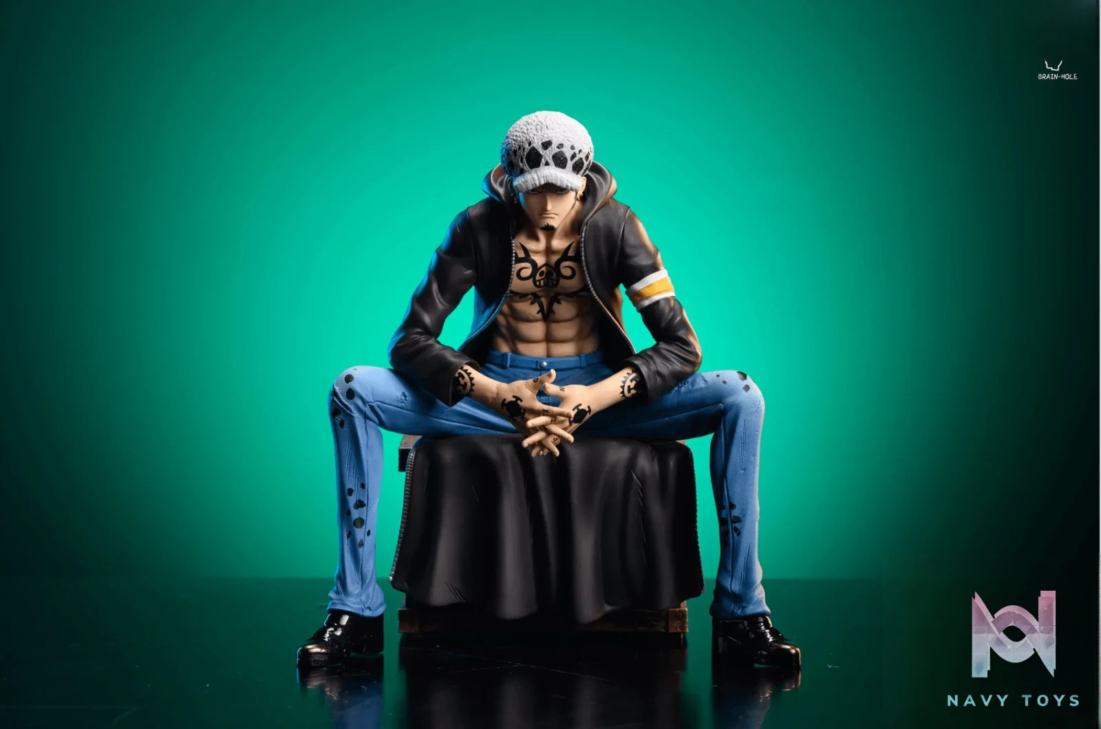 Brain-Hole Studio – One Piece Seated Trafalgar D. Water Law