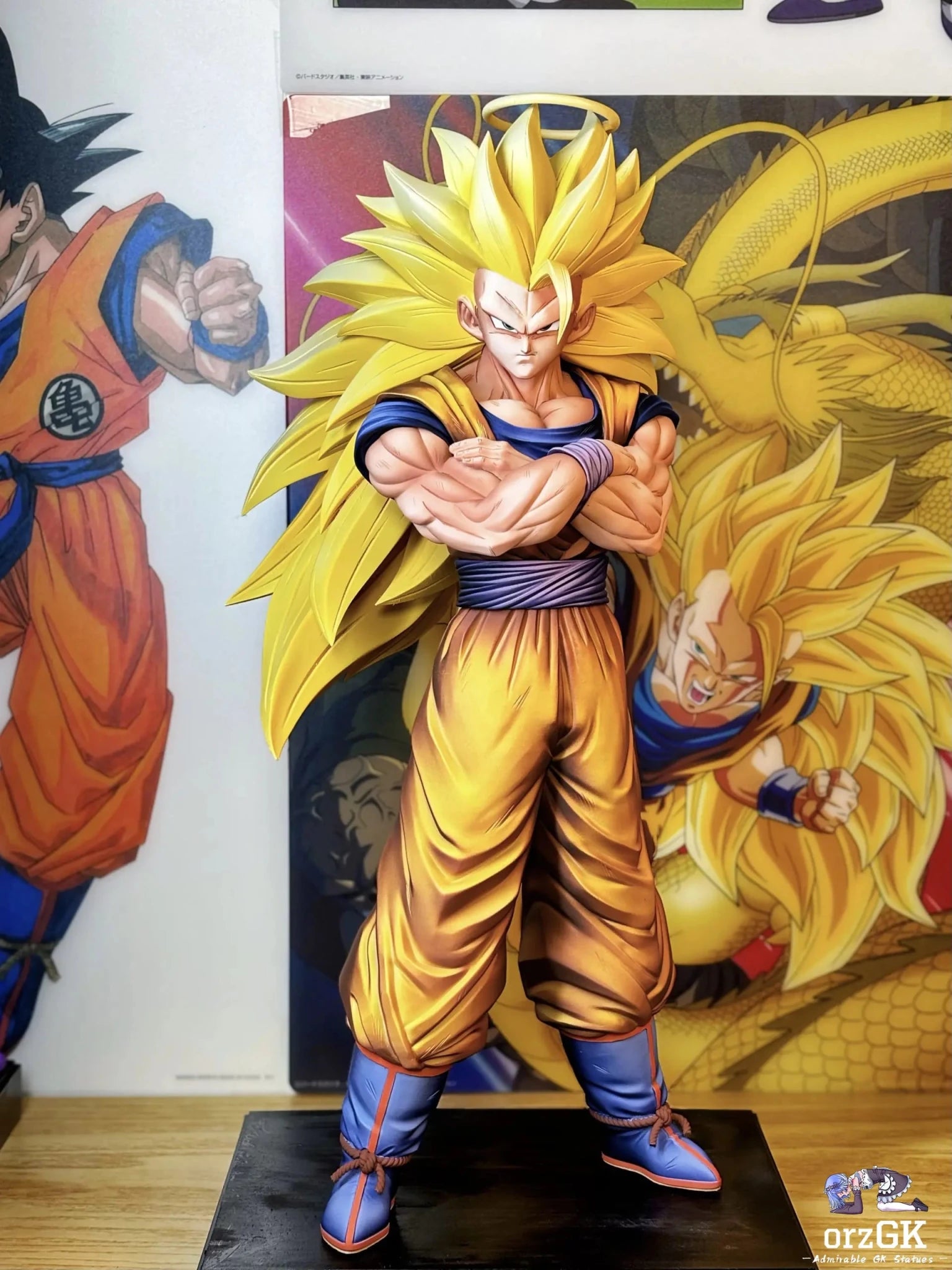 WDF Studio - Super Saiyan 3 Goku Dragon Ball resin statue Navy Toys anime figure
