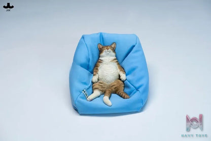 JXK – Lazy Cat on the Sofa JXK336 (Licensed)
