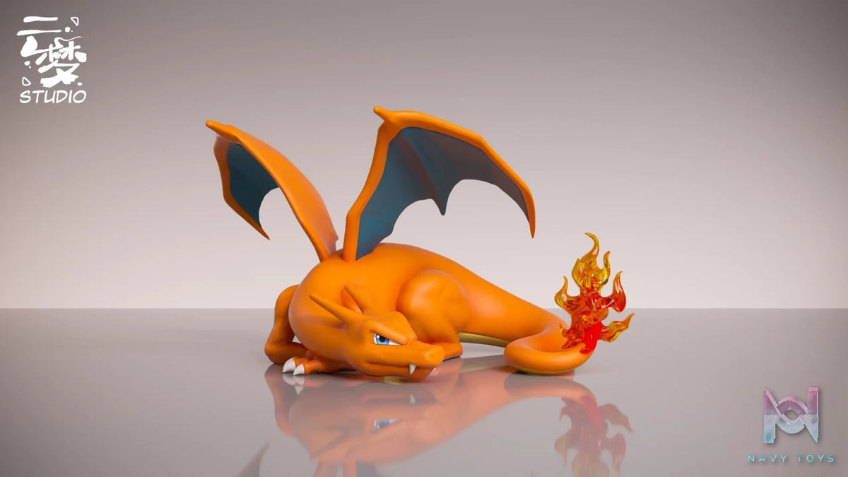 Yun Meng Studio – Pokemon lying down Charizard