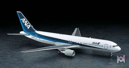 Hasegawa – 1/200 No.6 ANA B767-300 Plastic Model (Licensed)