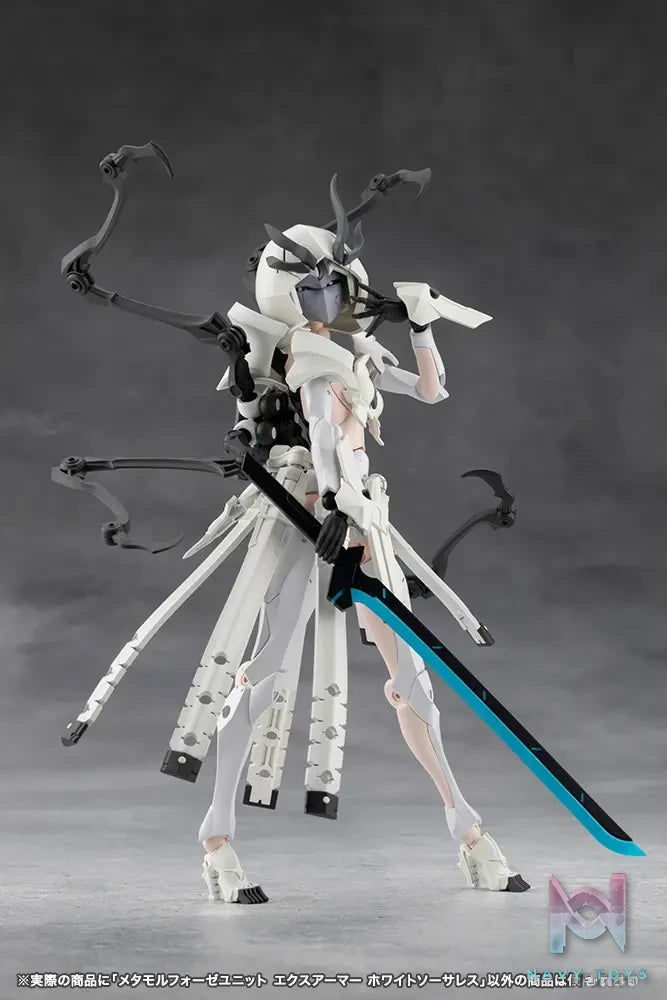 Kotobukiya – MEGALOMARIA UNLIMITED UNIVERSE METAMORPHOSE UNIT EXARMOR WHITE SORCERESS Plastic Model (Licensed)
