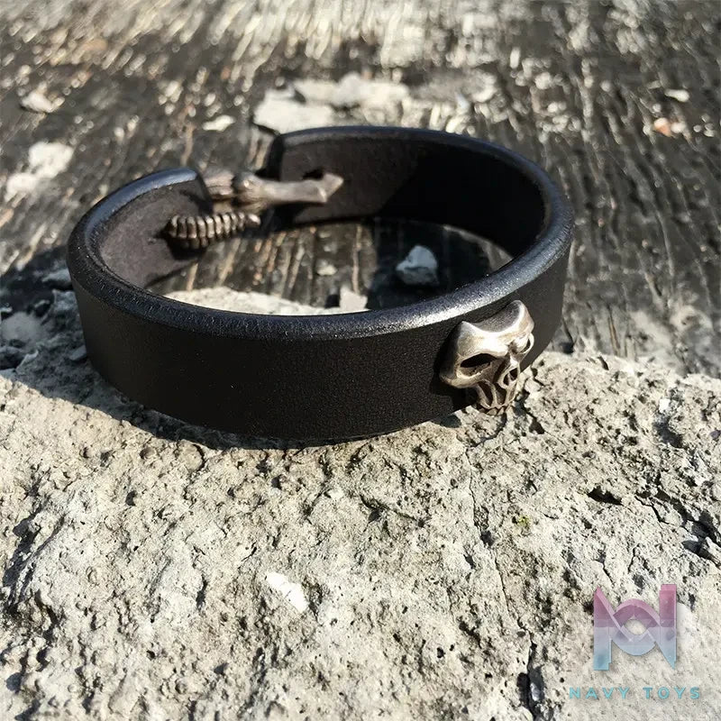Raven Studio (silver jewelry) – Claw & Skull Leather Bracelet Original