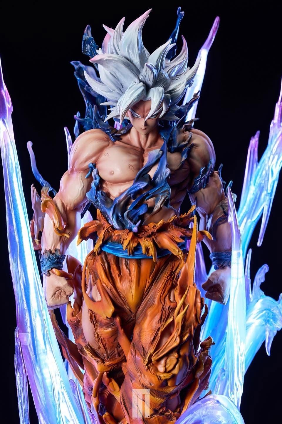 Goku Ultra Instinct - Dragon Ball - Iron Curtain Studio resin statue iron curtain studio anime figure
